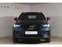 Volvo XC40 B4 211PK Automaat Plus Dark / Navigatie / Adaptive Cruise / Harman Kardon / Stuur- & Stoelverwarming / Elektrische achterklep / Achteruitrijcamera / Trekhaak / Elektrische stoelverst. met geheugen