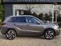 Suzuki Vitara 1.5 Hybrid Style | Panoramadak | Adaptieve Cruise Control | Keyless Entry | Stoelverwarming | Achteruitrijcamera | Navigatie | Apple Carplay/Android Auto |