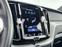 Volvo XC60 T8 Recharge R-Design | 19" Allseason | Trekhaak | Panoramadak | Elektr. verst. best. Stoel | Stoel/Stuur/Achterbankverwarming | Parkeercamera | Getint glas