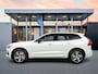 Volvo XC60 T8 Recharge R-Design | 19" Allseason | Trekhaak | Panoramadak | Elektr. verst. best. Stoel | Stoel/Stuur/Achterbankverwarming | Parkeercamera | Getint glas