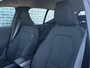Volvo XC40 1.5 T2 Momentum Core | Navigatie | Apple Carplay | Android Auto | Achteruitrijcamera | Parkeersensoren | Lichtmetalen Velgen 17 inch