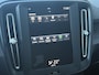 Volvo XC40 1.5 T2 Momentum Core | Navigatie | Apple Carplay | Android Auto | Achteruitrijcamera | Parkeersensoren | Lichtmetalen Velgen 17 inch