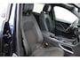 Jaguar F-Pace 2.0t AWD R-Sport | Incl. 12 maanden Garantie | Elektrisch wegklapbare trekhaak | Panorama dak | Alcantara hemelbekleding | Elektrisch verstelbare stoelen met Memory | Stoelverwarming Voor + Achter | Achteruitrijcamera | Meridian Audiosysteem | Dodehoekdetectie | Keyless start | Climate controle | Navigatie | Apple CarPlay/Android Auto | Elektrische kofferbakklep |