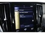 Volvo V60 2.0 T8 Recharge AWD R-Design Climate | Leder | Camera | Carplay | LED | Adaptive Cruise Control.