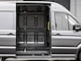 Volkswagen Crafter Bedrijfswagens 35 2.0 TDI 140pk Highline L3H3 · Camera · Trekhaak · Tussenschot · Alarm · Cruise Control · Trekhaak · Garantie t/m 22-12-2028 of 120.000km