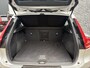Volvo XC40 1.5 T3 Momentum | Navigatie | Achteruitrijcamera | Trekhaak | Panoramadak | Stoelverwarming | Lichtmetalen Velgen | Parkeersensoren