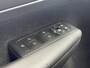 Volvo XC40 1.5 T3 Momentum | Navigatie | Achteruitrijcamera | Trekhaak | Panoramadak | Stoelverwarming | Lichtmetalen Velgen | Parkeersensoren
