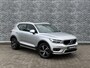 Volvo XC40 1.5 T3 Momentum | Navigatie | Achteruitrijcamera | Trekhaak | Panoramadak | Stoelverwarming | Lichtmetalen Velgen | Parkeersensoren