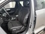 Volvo XC40 1.5 T3 Momentum | Navigatie | Achteruitrijcamera | Trekhaak | Panoramadak | Stoelverwarming | Lichtmetalen Velgen | Parkeersensoren