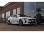 Kia Stinger 3.3 V6 T-GDI AWD GT | 2e eigenaar | 6 cilinder | 370 pk | Dakraam | H&K | Camera | Head-up | 19 inch | Origineel | Stoelverkoeling | Stuur verwarming | Xenon |