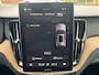 Volvo XC60 2.0 T6 Plug-in hybrid AWD Plus Dark | Nwe Model | Softleder|Pano|HUD|Electr. Trekhaak