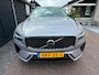 Volvo XC60 2.0 T6 Plug-in hybrid AWD Plus Dark | Nwe Model | Softleder|Pano|HUD|Electr. Trekhaak