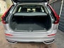 Volvo XC60 2.0 T6 Plug-in hybrid AWD Plus Dark | Nwe Model | Softleder|Pano|HUD|Electr. Trekhaak