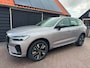 Volvo XC60 2.0 T6 Plug-in hybrid AWD Plus Dark | Nwe Model | Softleder|Pano|HUD|Electr. Trekhaak