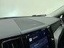 Volvo XC60 T8 455pk AWD Ultra Dark / Luchtvering / 21'' / El. Trekhaak / 360 Camera / Head-Up / Panoramadak / El. Stoelen / Lederen Dashboard / Full-LED /