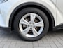 Toyota C-HR / C-HR+ 1.8 Hybrid Bi-Tone | Stoelverwarming | Camera | Navi | Zomer & Winter Set | Dealer Onderhouden |