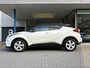 Toyota C-HR / C-HR+ 1.8 Hybrid Bi-Tone | Stoelverwarming | Camera | Navi | Zomer & Winter Set | Dealer Onderhouden |