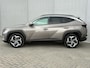 Hyundai Tucson 1.6 T-GDI HEV Premium Sky / NL auto / Schuif/open dak / Stoel-/stuurverwarming / Navigatie / Achteruitrij-/360 Camera / Apple Carplay/Android auto / Elektrische achterklep / KRELL audio / Leren Bekleding /