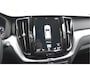 Volvo XC60 2.0 B5 Momentum Pro | NL-Auto | 22'' | Trekhaak | Carplay