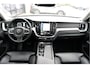 Volvo XC60 2.0 B5 Momentum Pro | NL-Auto | 22'' | Trekhaak | Carplay