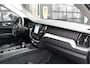 Volvo XC60 2.0 B5 Momentum Pro | NL-Auto | 22'' | Trekhaak | Carplay