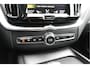 Volvo XC60 2.0 B5 Momentum Pro | NL-Auto | 22'' | Trekhaak | Carplay
