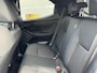 Toyota Yaris 1.5 Hybrid Executive PARKEERSENSOREN V+A BLINDSPOT 17ÍNCH LICHTMETAAL STOELVERWARM. HEAD UP DISPLAY