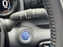 Toyota Yaris 1.5 Hybrid Executive PARKEERSENSOREN V+A BLINDSPOT 17ÍNCH LICHTMETAAL STOELVERWARM. HEAD UP DISPLAY