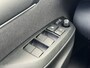 Toyota Yaris 1.5 Hybrid Executive PARKEERSENSOREN V+A BLINDSPOT 17ÍNCH LICHTMETAAL STOELVERWARM. HEAD UP DISPLAY