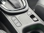 Toyota Yaris 1.5 Hybrid Executive PARKEERSENSOREN V+A BLINDSPOT 17ÍNCH LICHTMETAAL STOELVERWARM. HEAD UP DISPLAY