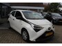 Toyota Aygo FUN 5-DEURS 4-S BANDEN AIRCO EL-RAMEN BLUETOOTH CENTR. PORTIER VERGR. MET AFSTANDSBEDIENING