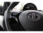Toyota Aygo FUN 5-DEURS 4-S BANDEN AIRCO EL-RAMEN BLUETOOTH CENTR. PORTIER VERGR. MET AFSTANDSBEDIENING