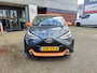 Toyota Aygo JBL 5-DEURS CLIMA APPLE/ANDROID JBL-AUDIO CAMERA LED LM-VELGEN BLUETOOTH PRIVACY GLASS