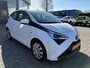 Toyota Aygo PLAY APPLE/ANDROID AIRCO CAMERA EL-RAMEN DAB+ NL-AUTO