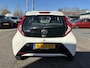 Toyota Aygo PLAY APPLE/ANDROID AIRCO CAMERA EL-RAMEN DAB+ NL-AUTO