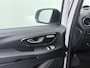 Mercedes-Benz Vito 116CDI Automaat Trekhaak Navi Ecc Cruise Control Euro 6 Camera Bluetooth Sortimo Kasten Stoelverwarming Cruise Control Pdc Lane Assist Betonplex Vloer Schuifdeur Achterdeuren Licht-/regensensor Zijwind assistent 1e Eigenaar 2.500KG Trekgewicht
