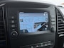Mercedes-Benz Vito 116CDI Automaat Trekhaak Navi Ecc Cruise Control Euro 6 Camera Bluetooth Sortimo Kasten Stoelverwarming Cruise Control Pdc Lane Assist Betonplex Vloer Schuifdeur Achterdeuren Licht-/regensensor Zijwind assistent 1e Eigenaar 2.500KG Trekgewicht