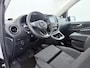 Mercedes-Benz Vito 116CDI Automaat Trekhaak Navi Ecc Cruise Control Euro 6 Camera Bluetooth Sortimo Kasten Stoelverwarming Cruise Control Pdc Lane Assist Betonplex Vloer Schuifdeur Achterdeuren Licht-/regensensor Zijwind assistent 1e Eigenaar 2.500KG Trekgewicht