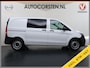 Mercedes-Benz Vito 116CDI Automaat Trekhaak Navi Ecc Cruise Control Euro 6 Camera Bluetooth Sortimo Kasten Stoelverwarming Cruise Control Pdc Lane Assist Betonplex Vloer Schuifdeur Achterdeuren Licht-/regensensor Zijwind assistent 1e Eigenaar 2.500KG Trekgewicht
