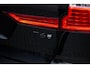 Volvo XC60 2.0 T6 Plug-in hybrid AWD Plus Black Edition | Adaptieve Cruise Control | Panoramadak | Harman Kardon Audio | Stoel-/Stuur-/Voorruitverwarming | Dodehoek Detectie | 360° Parkeercamera |