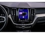 Volvo XC60 2.0 T6 Plug-in hybrid AWD Plus Black Edition | Adaptieve Cruise Control | Panoramadak | Harman Kardon Audio | Stoel-/Stuur-/Voorruitverwarming | Dodehoek Detectie | 360° Parkeercamera |