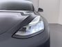 Tesla Model 3 Long Range AWD 75kWh AutoPilot Leder Panoramadak Adaptive-Cruise Camera's Elektr.-Stuur+Stoelen+Spiegels+Geheugen+Easy-Entry+Verwarmde stoelen Park assistent Pdc WIFI Lane-Assist SOH 87% Navi LED DAB Voorverwarmen interieur Keyless One-Pedal-Drive 4WD Origineel Nederlandse Auto