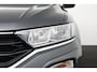 Volkswagen T-Roc 1.5 TSI 150pk Style Business Trekhaak/Camera/Winterpakket/Trekgew. 1500 kg