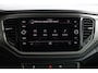 Volkswagen T-Roc 1.5 TSI 150pk Style Business Trekhaak/Camera/Winterpakket/Trekgew. 1500 kg