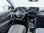 Peugeot 2008 130pk Allure Pack | 1ste eigenaar | Camera | LED lampen | AppleCarPlay/Android | Climate | 17"LMV