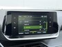 Peugeot 2008 130pk Allure Pack | 1ste eigenaar | Camera | LED lampen | AppleCarPlay/Android | Climate | 17"LMV