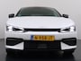 Kia EV6 GT-Line 77.4kWh SOH 100% Warmtepomp V2L Panorama-schuifdak Meridian-Audio Head-Up Stoel-Massage+Ventilatie Elek.Stoelen+Memory 360°Camera Adap.Cruise Apple Carplay Android Auto Navi Ecc Stuur+Stoelverwarming Matrix Led Pdc DAB Elek.Achterklep Lmv Lane Assist Privacy Glas Laden tot 240kW 1e Eigenaar Origineel Nederlandse Auto