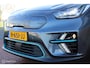 Kia Niro EV e-Niro ExecutiveLine 64 kWh, SOH 100% Stoel-stuurverwarming, Leer, Navi, App connect, Cruise, Clima, Pdc voor + achter + Camera