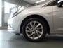 Opel Astra Sports Tourer 1.0 Turbo Innovation Navigatie, Achteruitrijcamera, Elek achterklep, Clima controle, Cruise controle, Elek ramen/Spiegels, Deels leder, Xenon, Pdc V/A, Lm velgen 16'', Nederlandse auto!! Bovag afleverpakket 695,-