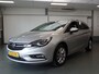 Opel Astra Sports Tourer 1.0 Turbo Innovation Navigatie, Achteruitrijcamera, Elek achterklep, Clima controle, Cruise controle, Elek ramen/Spiegels, Deels leder, Xenon, Pdc V/A, Lm velgen 16'', Nederlandse auto!! Bovag afleverpakket 695,-